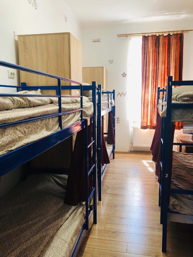 Etno Hostel *