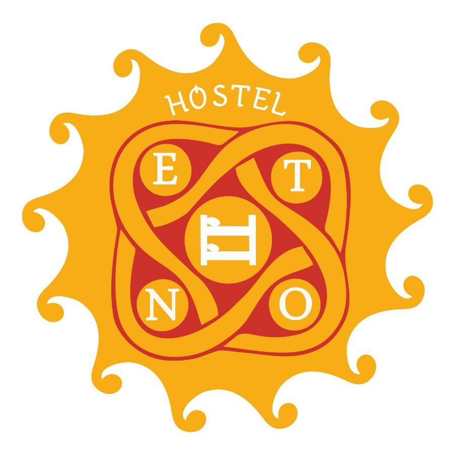 Etno *